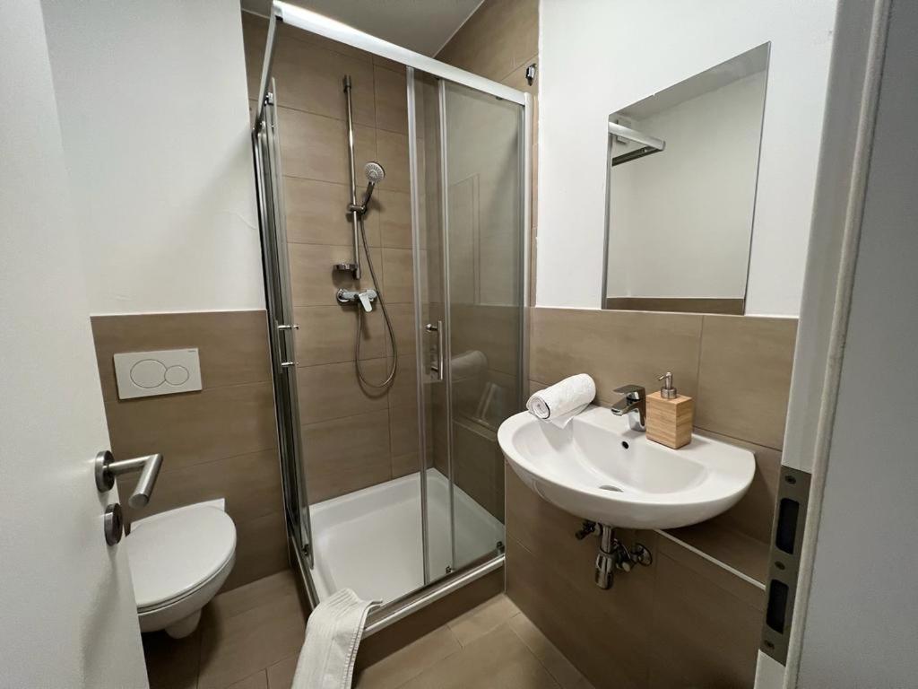 Lux Apartments Mörfelden-Walldorf Eksteriør bilde